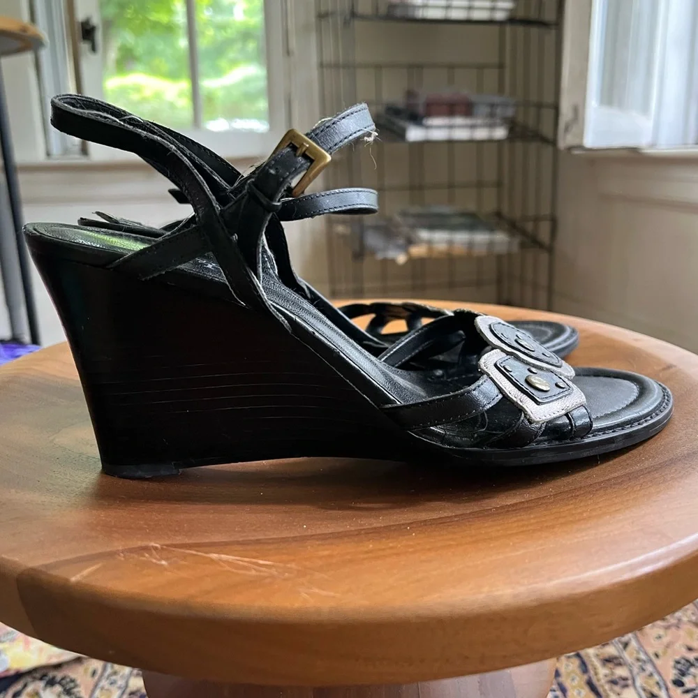 Embellished Wedge Sandals - Picture 7 of 8